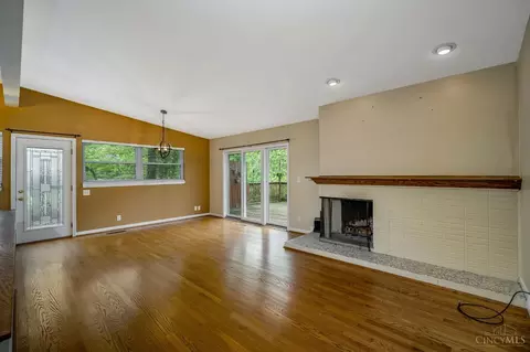 9960 Daly Rd, Cincinnati, OH 45231 photo 13