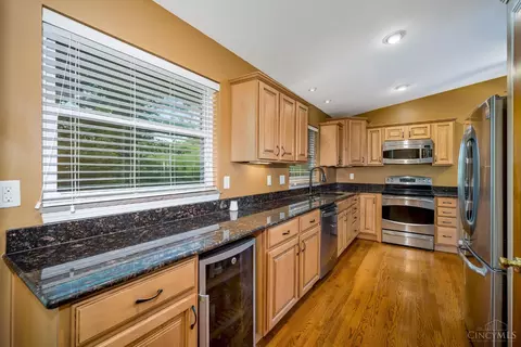9960 Daly Rd, Cincinnati, OH 45231 photo 7