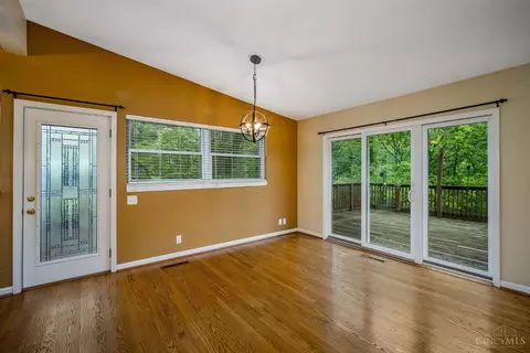 9960 Daly Rd, Cincinnati, OH 45231 photo 10