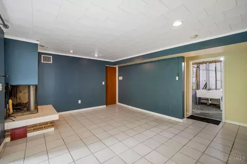 9960 Daly Rd, Cincinnati, OH 45231 photo 28