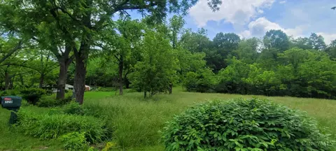 520 Four Mile Rd, Anderson Twp, OH 45230