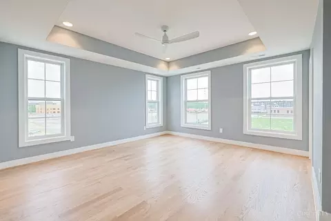 2901 Three Oaks Ln, Cincinnati, OH 45209 photo 11