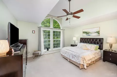 Bedroom - 5543 Regimental Pl, Cincinnati, OH 45239 photo 1 of 4