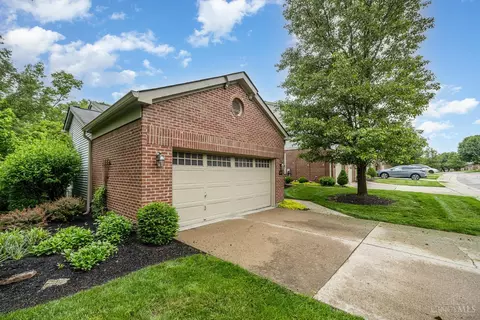 Exterior - 5543 Regimental Pl, Cincinnati, OH 45239 photo 3 of 7