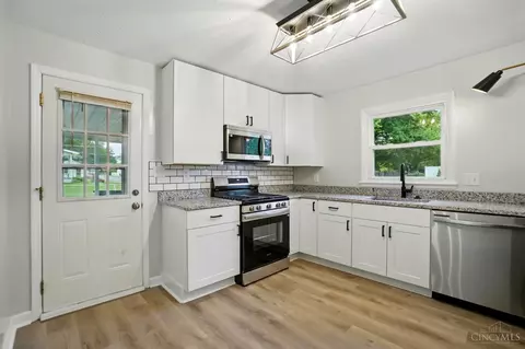 Kitchen - 11970 Fifth Ave, Cincinnati, OH 45249 photo 1 of 4