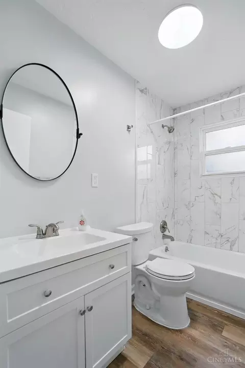 Bath - 11970 Fifth Ave, Cincinnati, OH 45249 photo 2 of 3