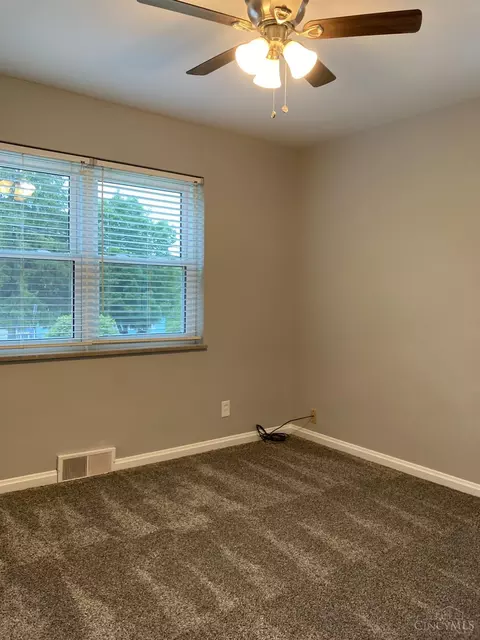 Bedroom - 456 Leath Ave, Cincinnati, OH 45238 photo 1 of 4