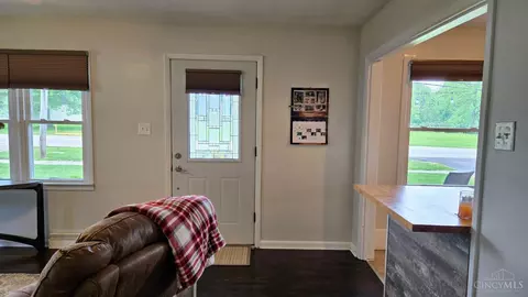 821 Cherry St, Blanchester, OH 45107 photo 7