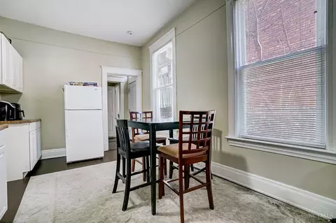 Dining - 318 Warner St, Cincinnati, OH 45219 photo 3 of 3