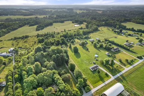 7620 Lyons Rd, Lewis Twp, OH 45121 photo 3
