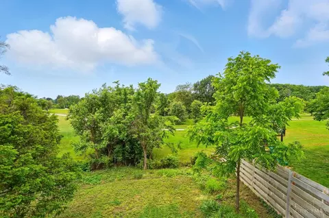1029 Egan Hills Dr, Cincinnati, OH 45229 photo 43