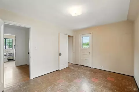 1029 Egan Hills Dr, Cincinnati, OH 45229 photo 39