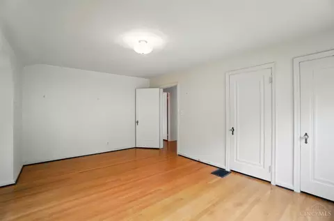 1029 Egan Hills Dr, Cincinnati, OH 45229 photo 38