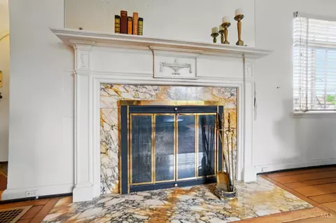 1029 Egan Hills Dr, Cincinnati, OH 45229 photo 9