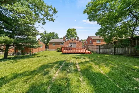 8679 Elmtree Ave, Cincinnati, OH 45231 photo 3