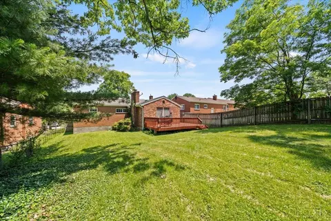 8679 Elmtree Ave, Cincinnati, OH 45231 photo 4