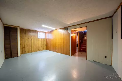 8679 Elmtree Ave, Cincinnati, OH 45231 photo 25