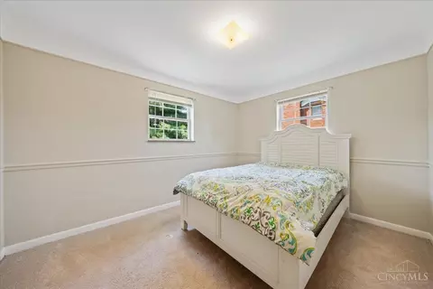 8679 Elmtree Ave, Cincinnati, OH 45231 photo 15