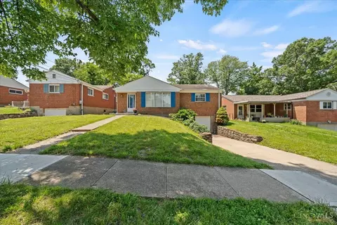 8679 Elmtree Ave, Cincinnati, OH 45231