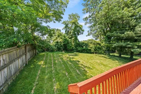8679 Elmtree Ave, Cincinnati, OH 45231 photo 5