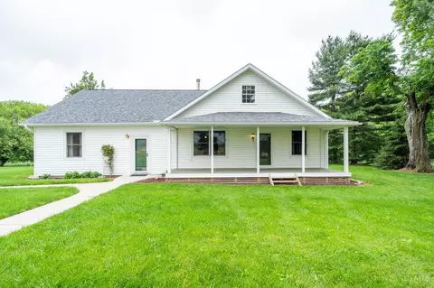 6043 Panhandle Rd, Hillsboro, OH 45133