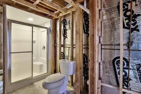 Bath - 4190 Brandonmore Dr, Cincinnati, OH 45255 photo 4 of 4