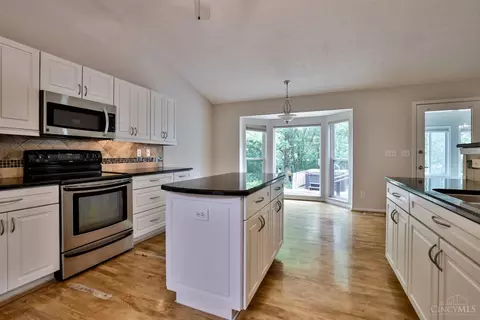 Kitchen - 4190 Brandonmore Dr, Cincinnati, OH 45255 photo 3 of 3