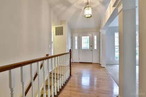 Entry Way - 4190 Brandonmore Dr, Cincinnati, OH 45255 photo 1 of 2