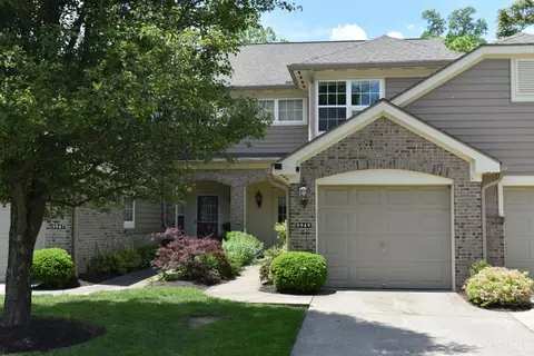 5949 Castlewood Xing, Milford, OH 45150