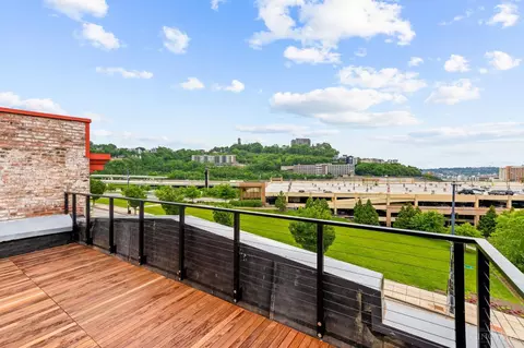 View/Area - 530 Reading Rd, Cincinnati, OH 45202 photo 2 of 2