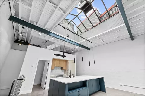Kitchen - 530 Reading Rd, Cincinnati, OH 45202 photo 2 of 10
