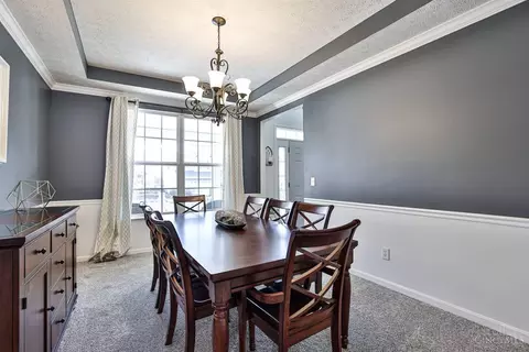 Dining - 989 Spruce Gln, Morrow, OH 45152 photo 3 of 5