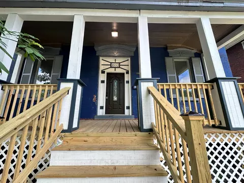 Exterior - 3552 Vine St, Cincinnati, OH 45220 photo 3 of 5