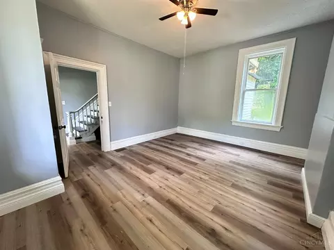 Living - 3552 Vine St, Cincinnati, OH 45220 photo 1 of 11