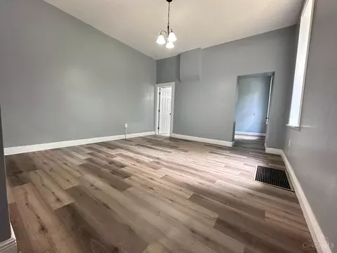 Living - 3552 Vine St, Cincinnati, OH 45220 photo 10 of 11