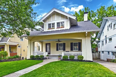 2526 Ritchie Ave, Cincinnati, OH 45208