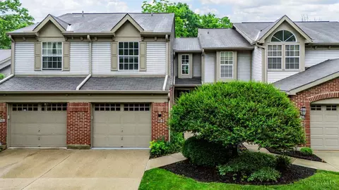 1718 Emerald Glade Ln, Cincinnati, OH 45255
