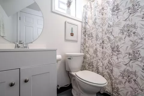 Bath - 6606 Britton Ave, Cincinnati, OH 45227 photo 2 of 2