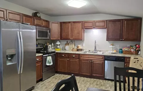 219 Orchard Cir, Blanchester, OH 45107 photo 9