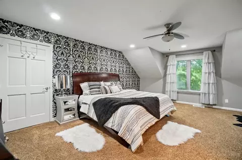 Bedroom - 14 Heritage Rd, Blue Ash, OH 45241 photo 2 of 5