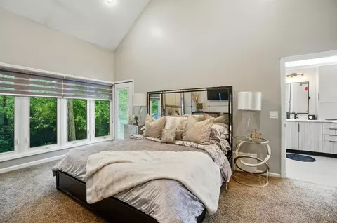 Bedroom - 14 Heritage Rd, Blue Ash, OH 45241 photo 1 of 5