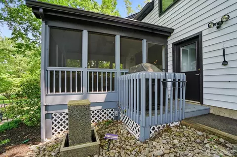 Exterior - 14 Heritage Rd, Blue Ash, OH 45241 photo 12 of 15