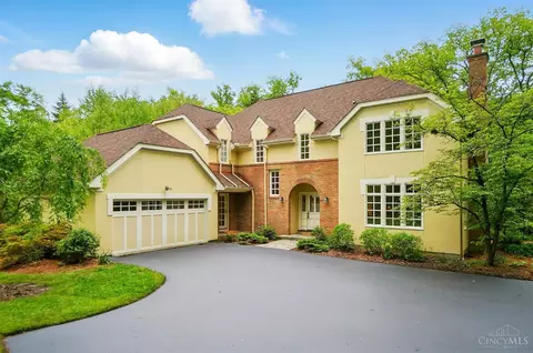 1194 Apple Hill Rd, Anderson Twp, OH 45230