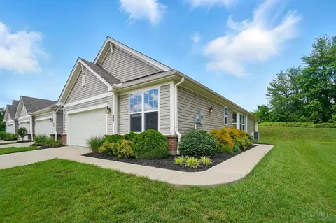 106 Birchwood Pl, Amelia, OH 45102