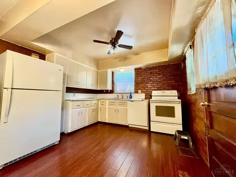 Kitchen - 2936 Boudinot Ave, Cincinnati, OH 45238 photo 1 of 3