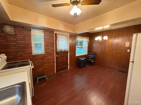 Kitchen - 2936 Boudinot Ave, Cincinnati, OH 45238 photo 3 of 3