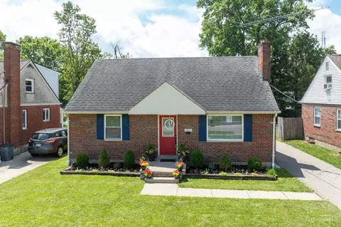7821 Locust Ln, Madeira, OH 45243
