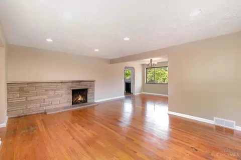 Living - 868 Locust Ln, Cincinnati, OH 45245 photo 1 of 2