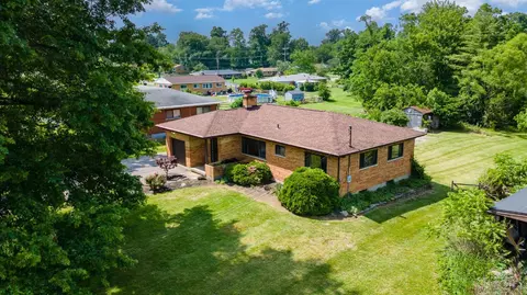 View/Area - 868 Locust Ln, Cincinnati, OH 45245 photo 1 of 6