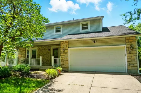 8133 Saddleback Pl, Maineville, OH 45039
